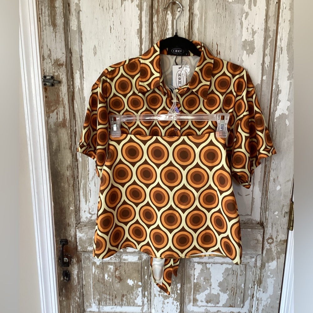 Cider LET'S GROOVE RETRO PATTERNED BUTTON UP BLOU… - image 1